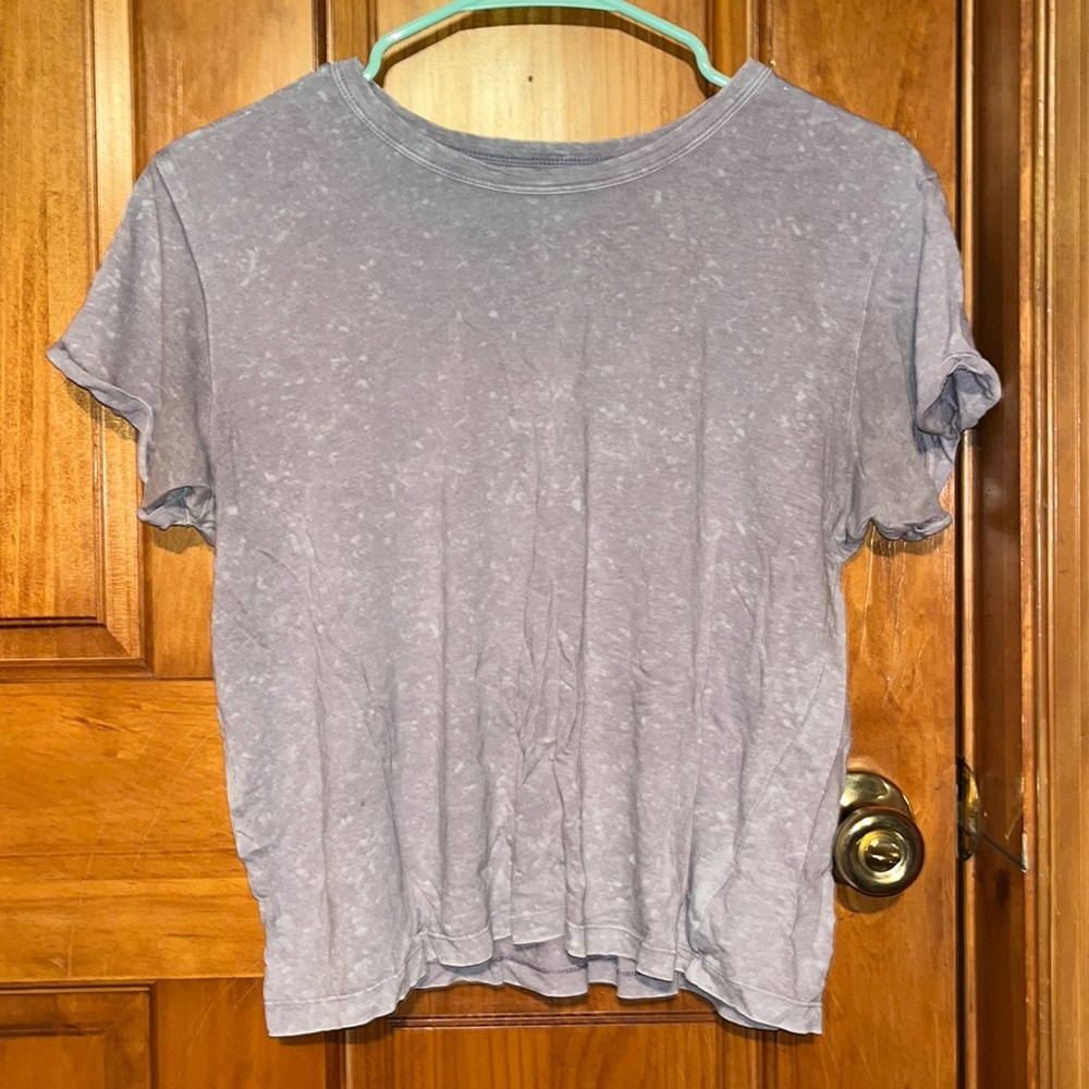 M Cropped American Eagle T- Shirt